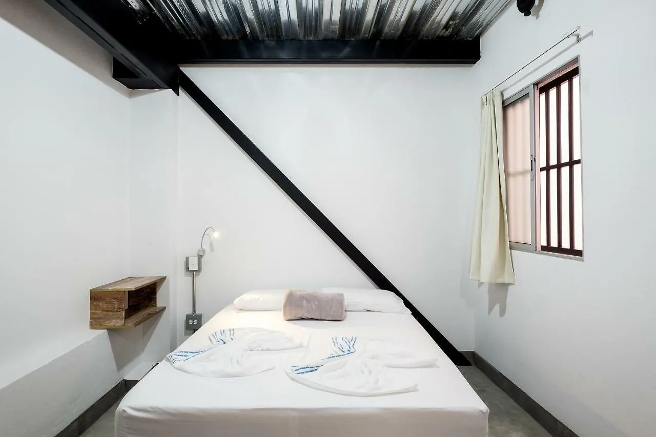 Medellin Backpacker Hostel 0*,