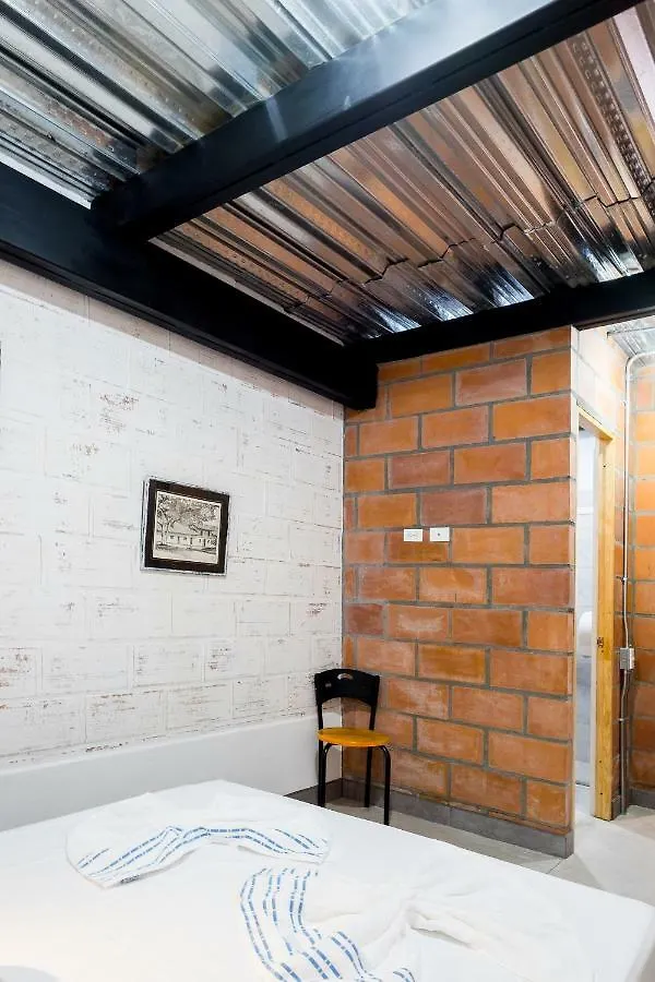 Medellin Backpacker Hostel 0*,